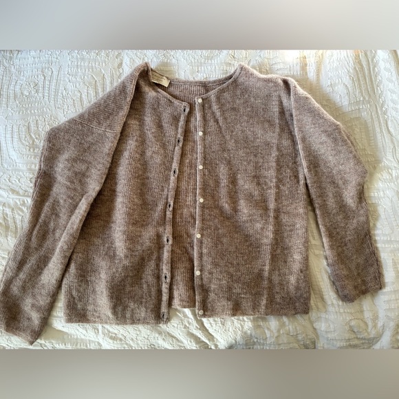 Sezane Gaspard Cardigan Cozy Beige Tan Women's Sweater - Picture 4 of 8